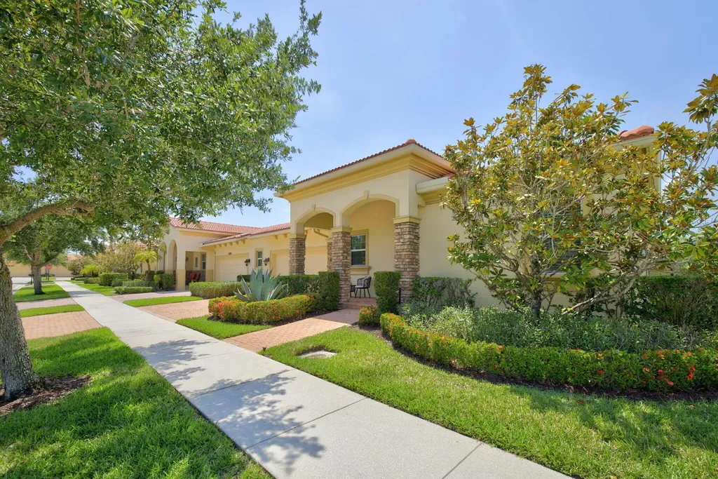 10160 SW Azzo Lane Port St Lucie FL 34986