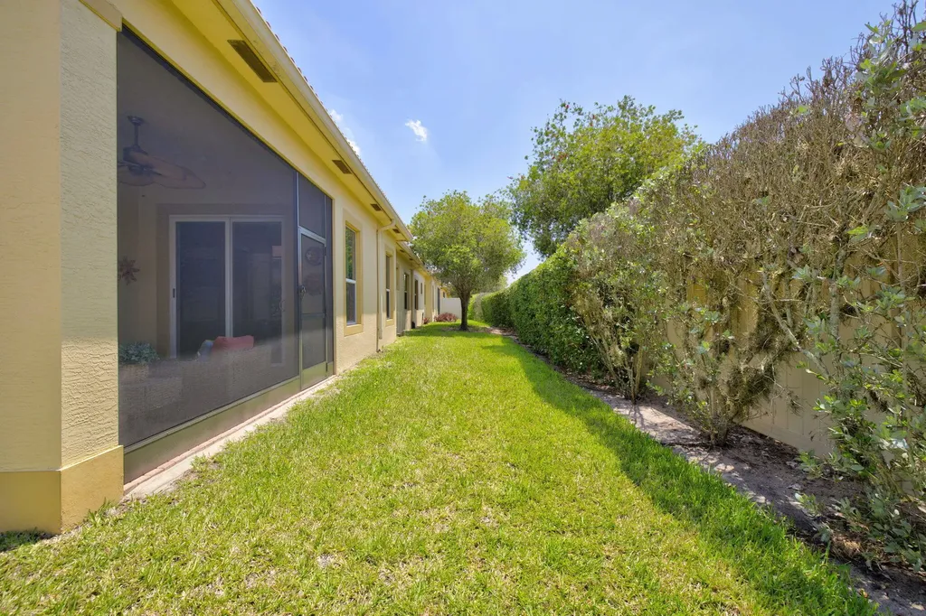 10160 SW Azzo Lane Port St Lucie FL 34986