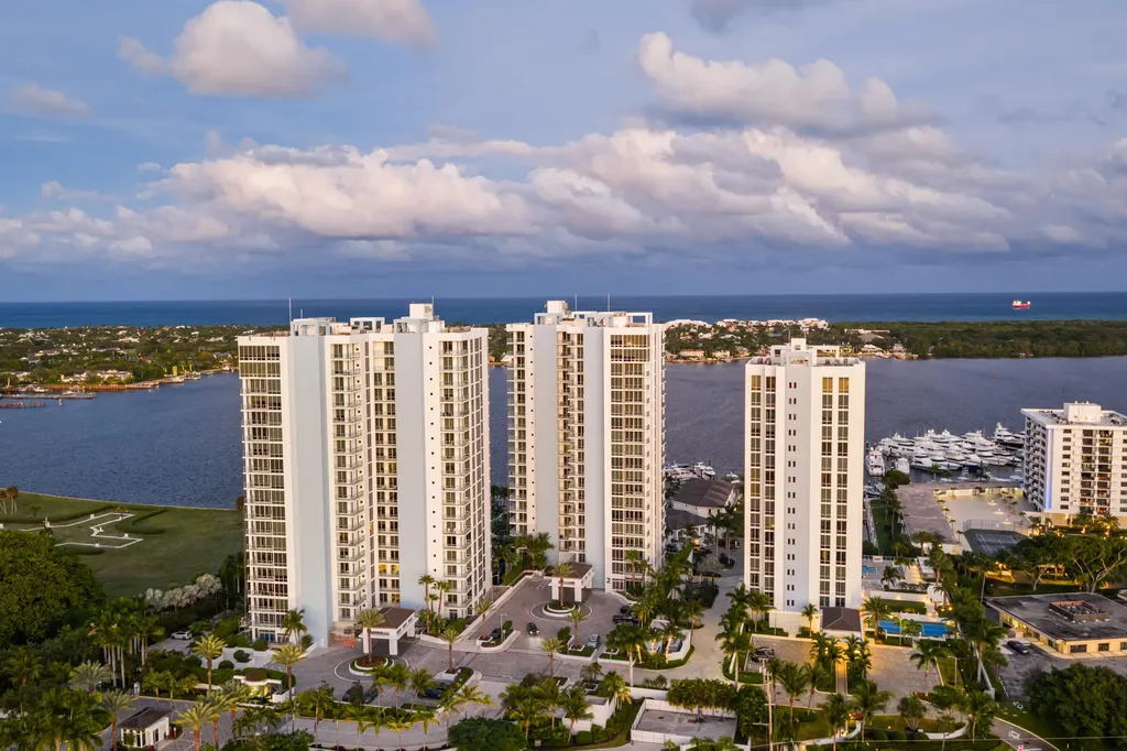 1 Water Club Way North Palm Beach FL 33408