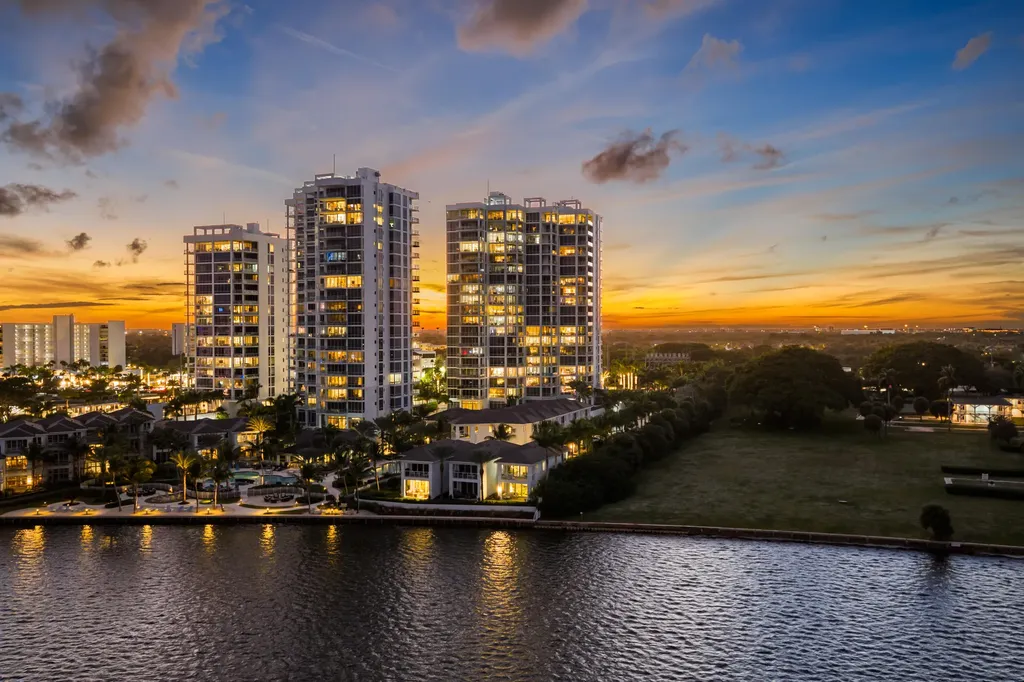 1 Water Club Way North Palm Beach FL 33408