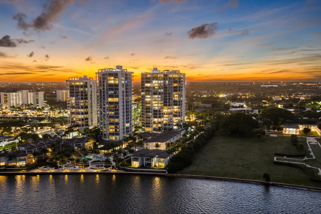1 Water Club Way North Palm Beach FL 33408