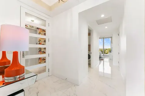 1 Water Club Way North Palm Beach FL 33408