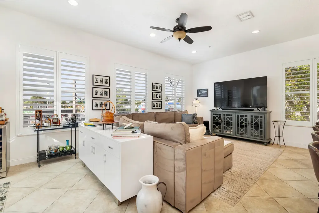 3600 S Dixie Highway West Palm Beach FL 33405