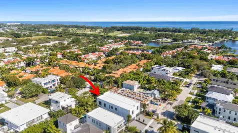 723 Lake Avenue N Delray Beach FL 33483