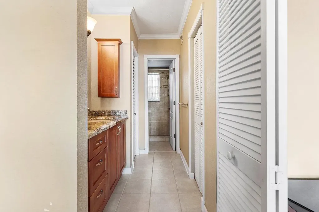2201 SE 9th Street Pompano Beach FL 33062