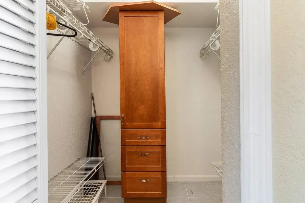 2201 SE 9th Street Pompano Beach FL 33062