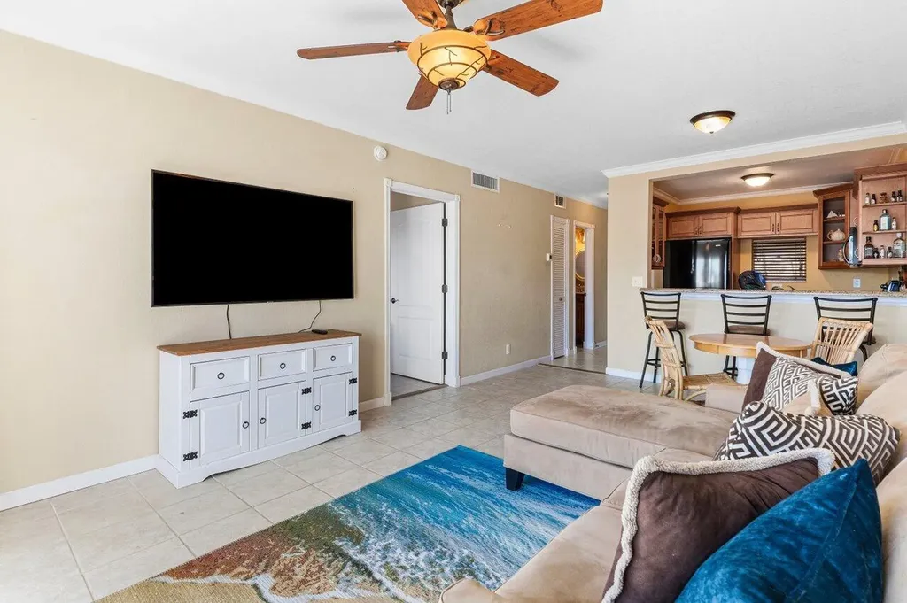 2201 SE 9th Street Pompano Beach FL 33062