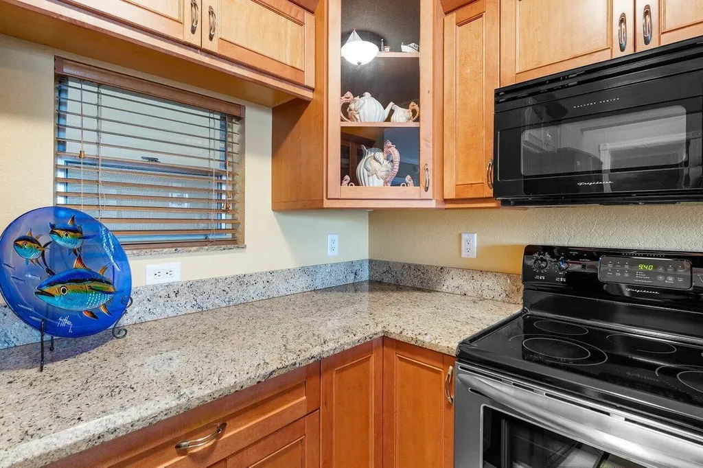 2201 SE 9th Street Pompano Beach FL 33062
