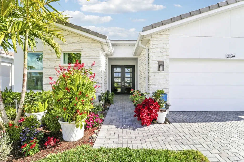 12159 SW Ameresque Way Port St Lucie FL 34987