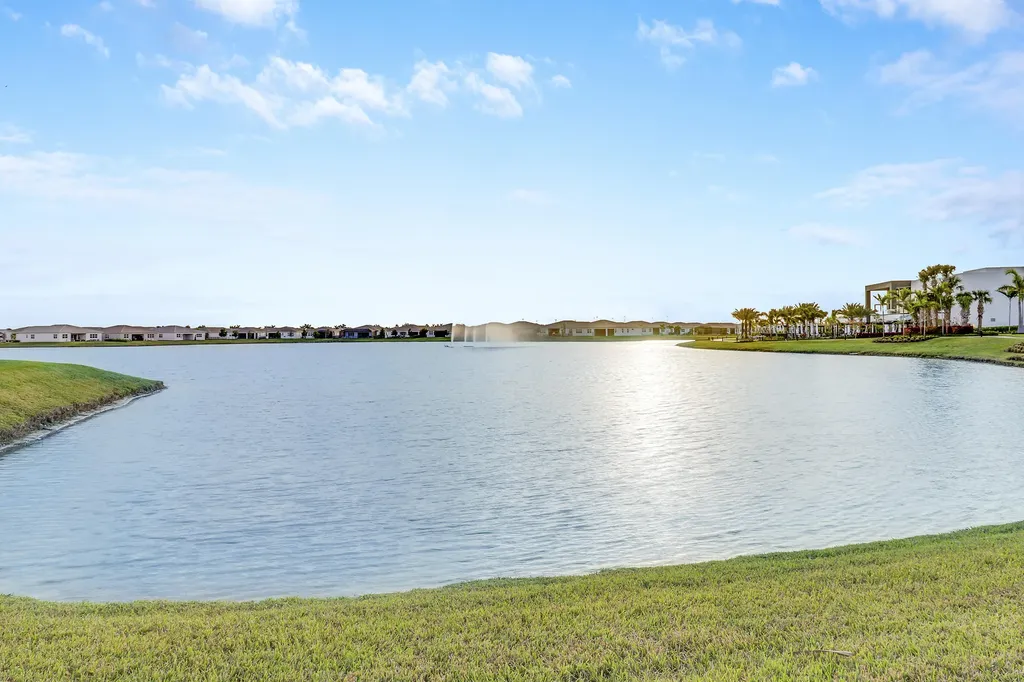 12159 SW Ameresque Way Port St Lucie FL 34987