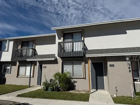 2103 Wharf Lane Greenacres FL 33463
