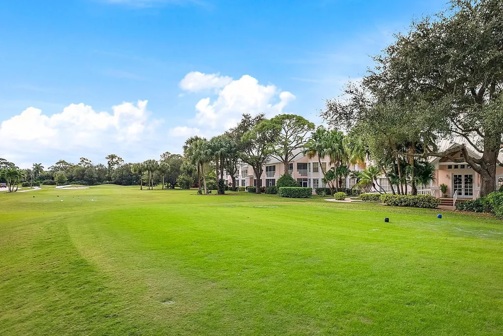 802 Muirfield Court Jupiter FL 33458