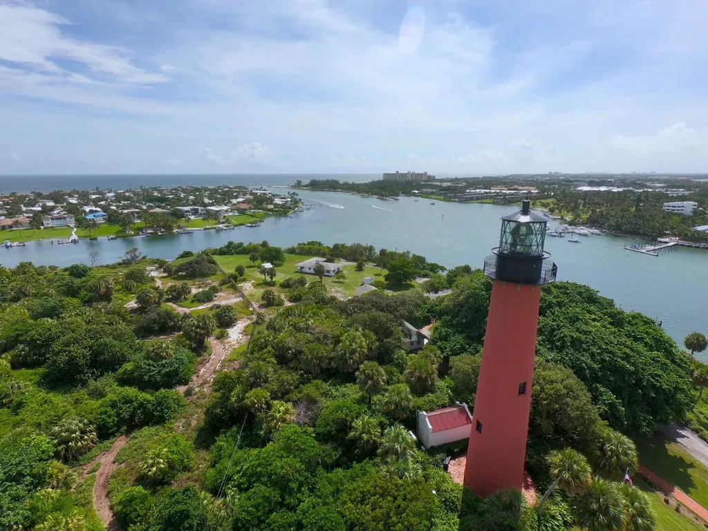 802 Muirfield Court Jupiter FL 33458