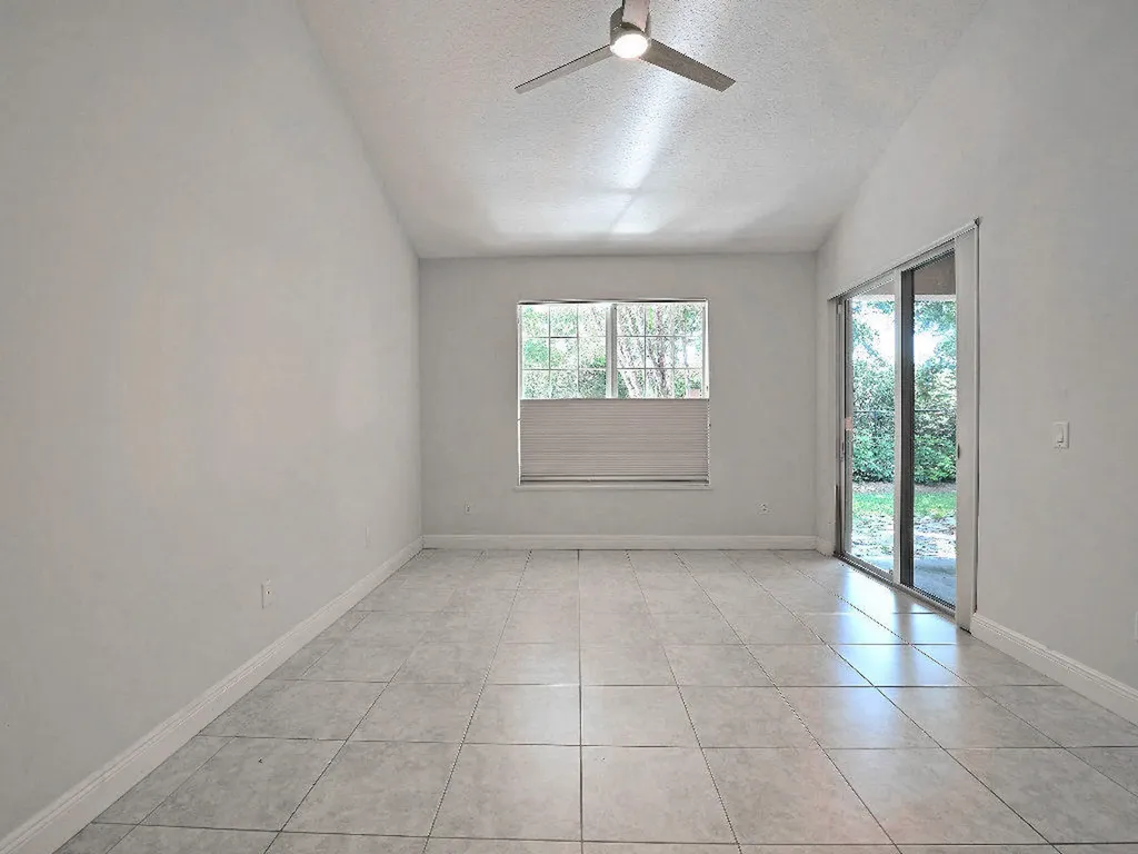 1645 Baseline Lane Vero Beach FL 32967