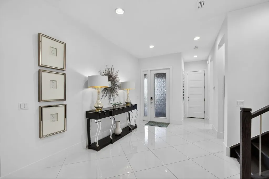 5630 Delacroix Terrace Palm Beach Gardens FL 33418