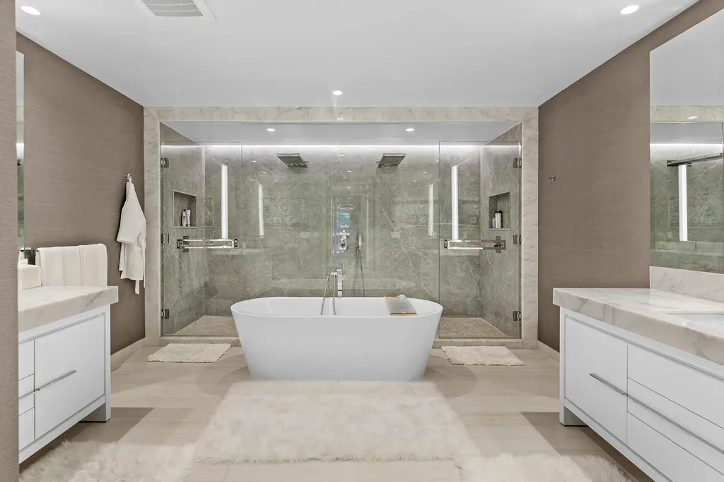 200 SE Mizner Boulevard Boca Raton FL 33432