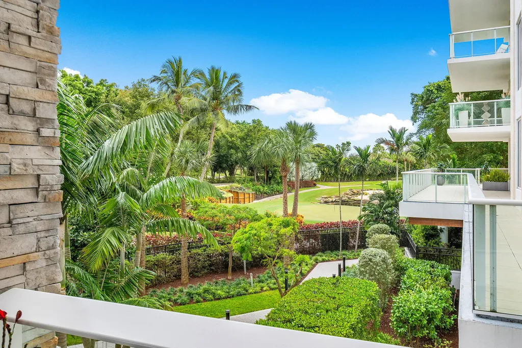 200 SE Mizner Boulevard Boca Raton FL 33432