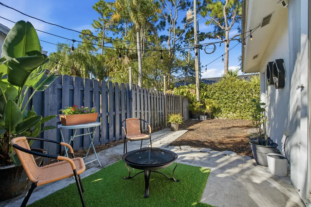 1105 Cherokee Street Jupiter FL 33458