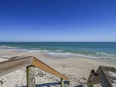 1621 W Sandpointe Place Vero Beach FL 32963