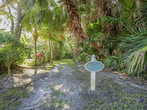 1621 W Sandpointe Place Vero Beach FL 32963