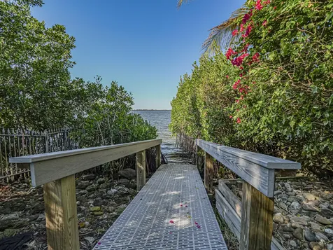 1621 W Sandpointe Place Vero Beach FL 32963