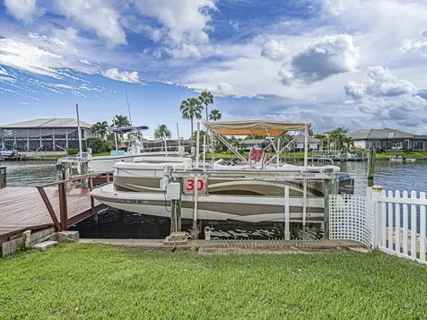11 Starfish Drive Vero Beach FL 32960