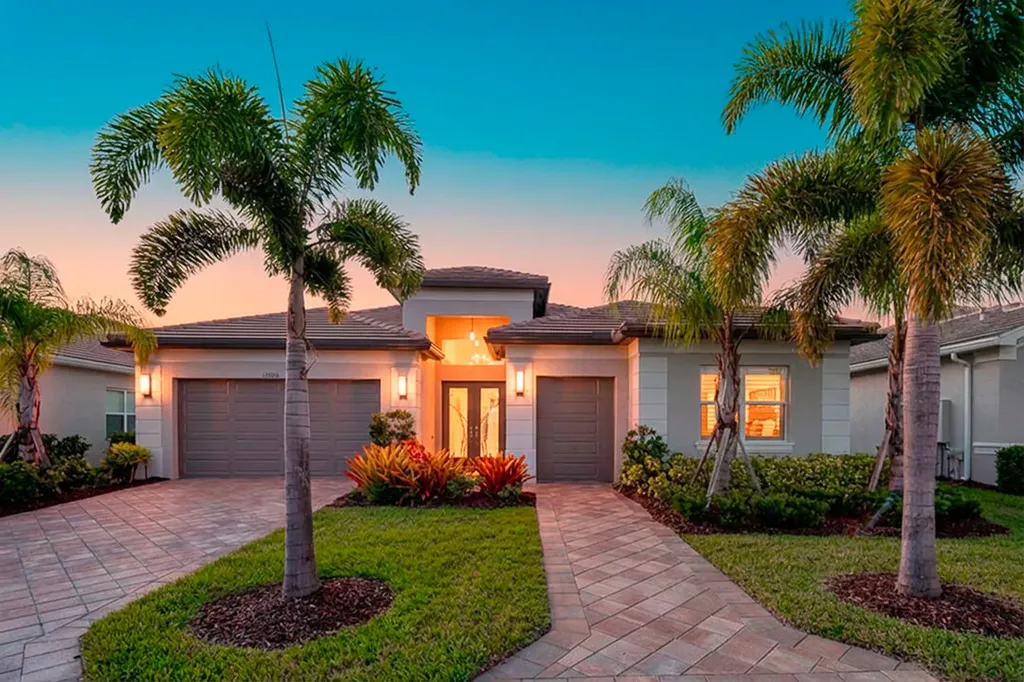 12000 SW Whitewater Falls Court Port St Lucie FL 34987
