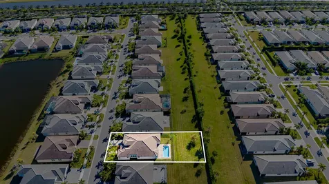 12000 SW Whitewater Falls Court Port St Lucie FL 34987