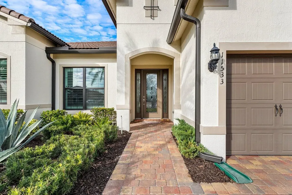 11533 Jeannine Street Palm Beach Gardens FL 33412
