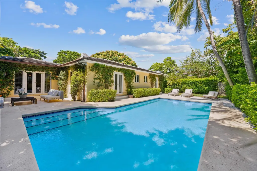 Palm Beach FL, 274 Monterey Road