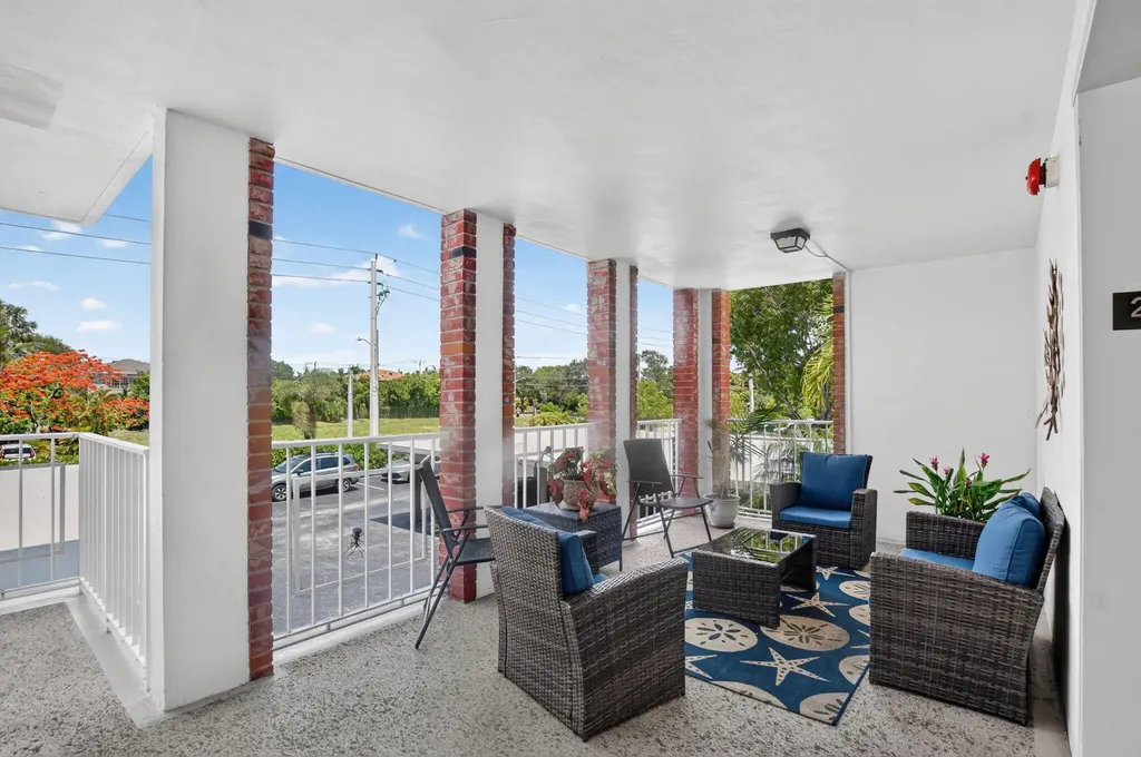 2809 Florida Boulevard Delray Beach FL 33483