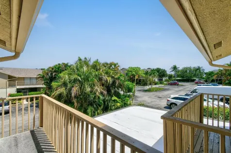 7471 SE Jamestown Terrace Hobe Sound FL 33455