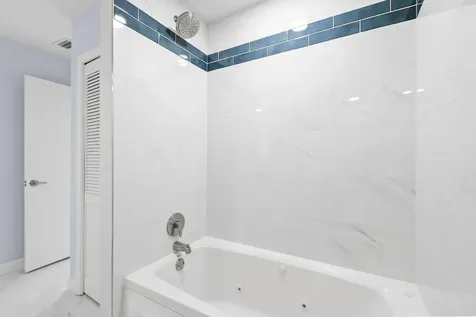 7471 SE Jamestown Terrace Hobe Sound FL 33455