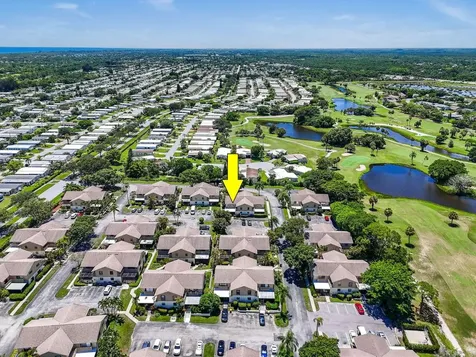 7471 SE Jamestown Terrace Hobe Sound FL 33455