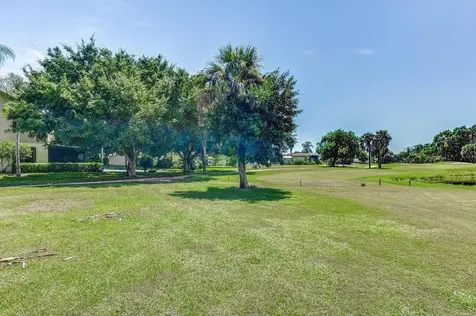 7471 SE Jamestown Terrace Hobe Sound FL 33455