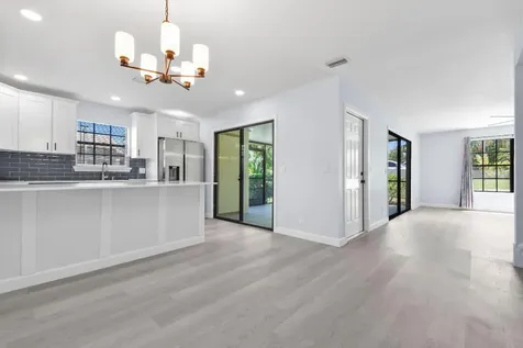 7471 SE Jamestown Terrace Hobe Sound FL 33455