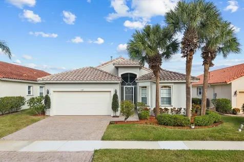 334 NW Springview Loop Port St Lucie FL 34986