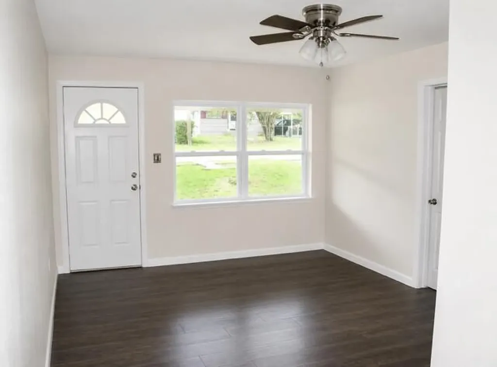 130 E Northside Drive Lake Wales FL 33853