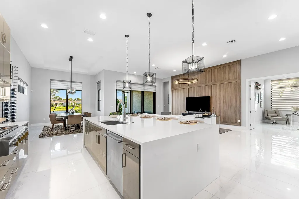 13198 Faberge Place Palm Beach Gardens FL 33418