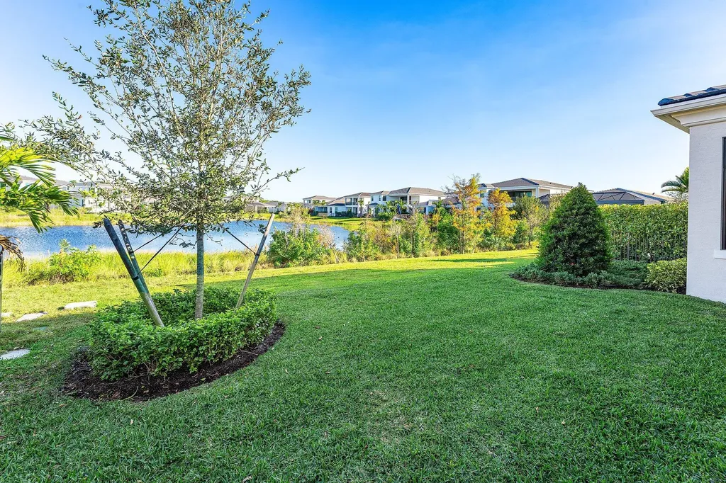 13198 Faberge Place Palm Beach Gardens FL 33418