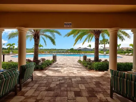 623 SE Villandry Way Port St Lucie FL 34984