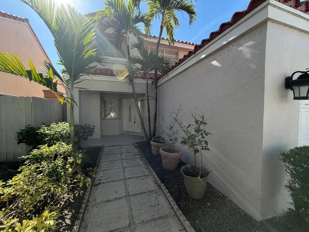 3780 Amalfi Drive Hollywood FL 33021