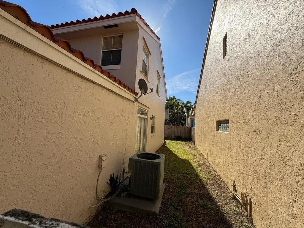 3780 Amalfi Drive Hollywood FL 33021