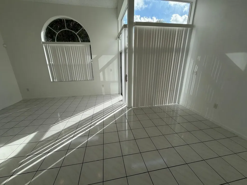 3780 Amalfi Drive Hollywood FL 33021