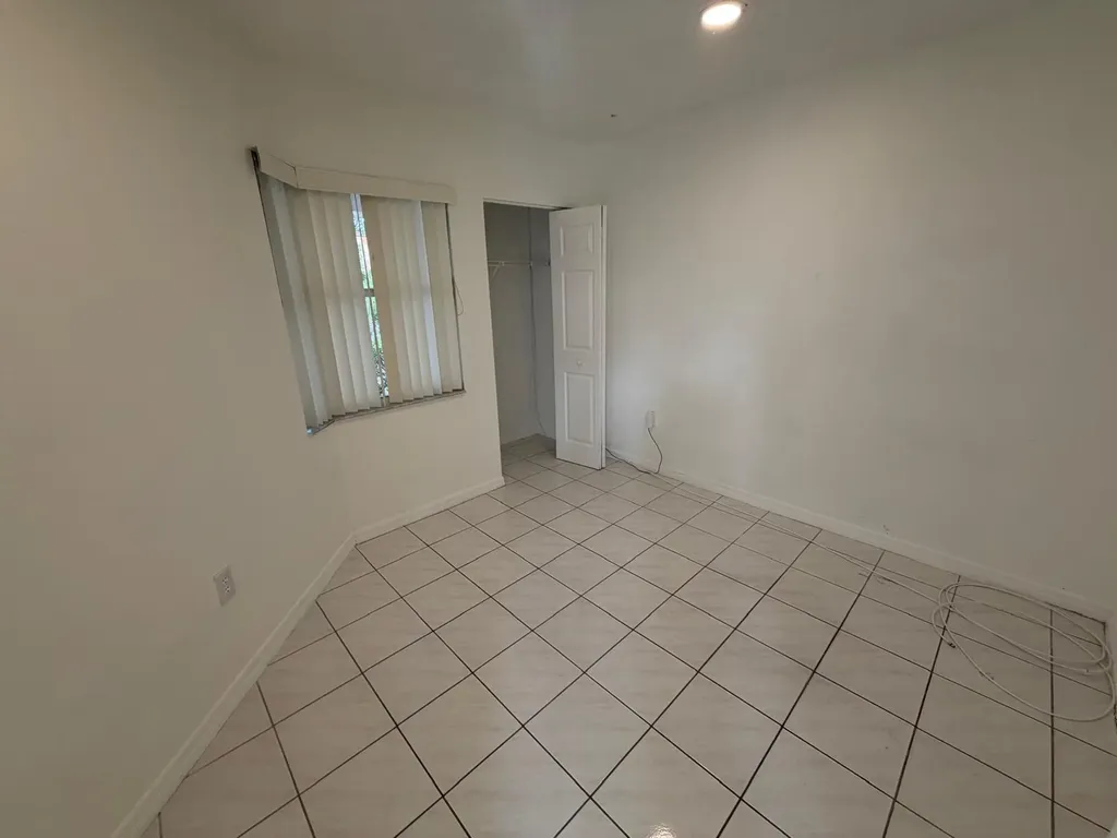 3780 Amalfi Drive Hollywood FL 33021