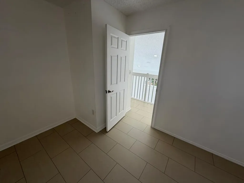 3780 Amalfi Drive Hollywood FL 33021
