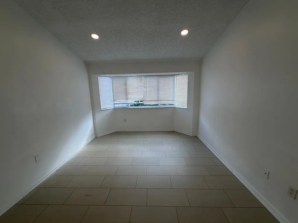 3780 Amalfi Drive Hollywood FL 33021