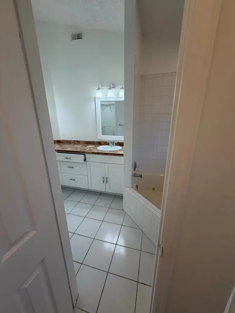 3780 Amalfi Drive Hollywood FL 33021