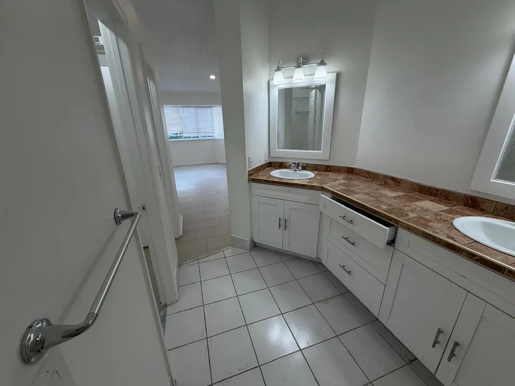 3780 Amalfi Drive Hollywood FL 33021