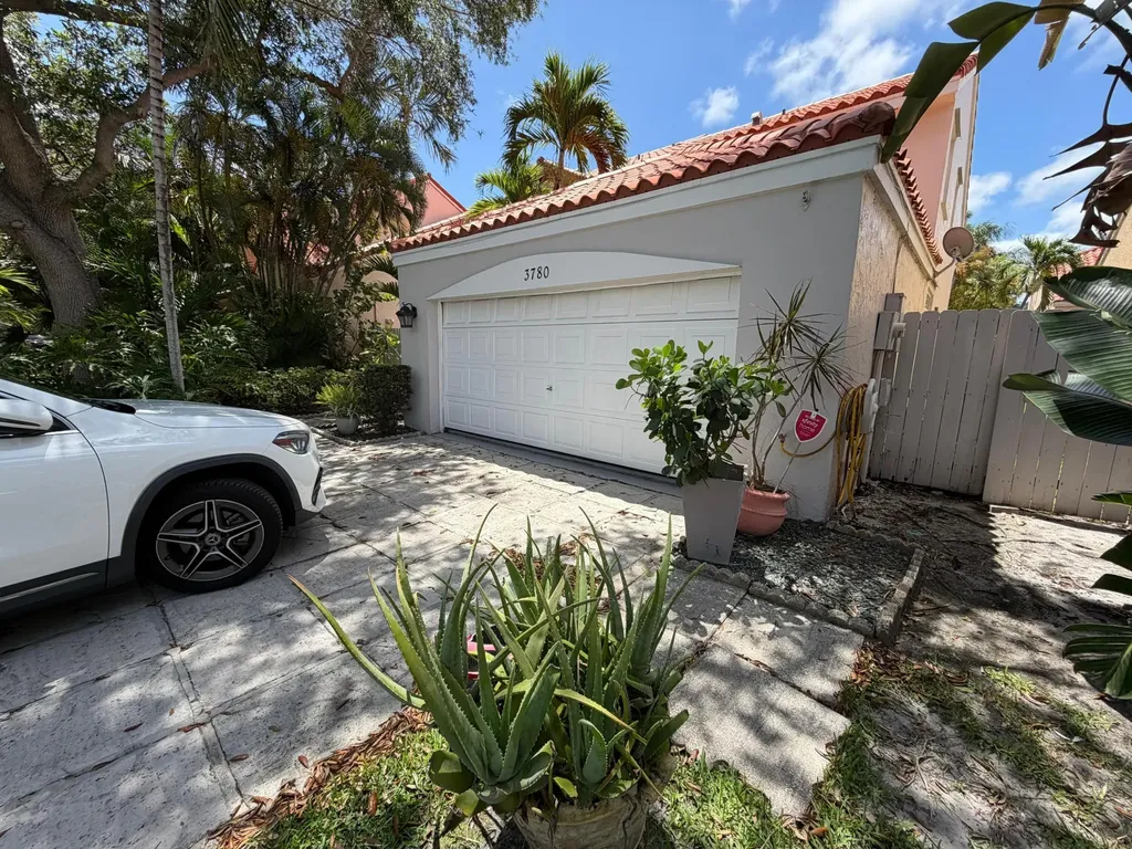 3780 Amalfi Drive Hollywood FL 33021